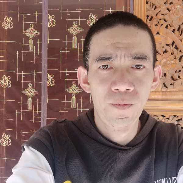 37岁岁云南单身帅哥 - 林芝吉缘网