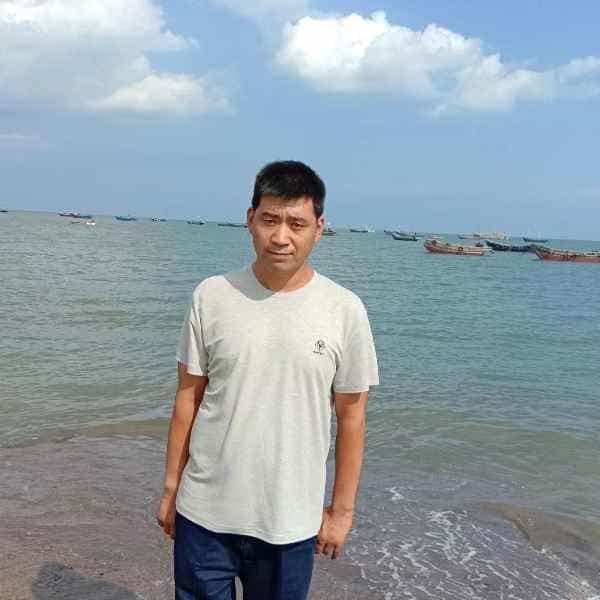 44岁岁辽宁单身帅哥 - 林芝吉缘网