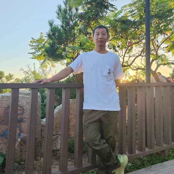 47岁岁辽宁单身帅哥 - 林芝吉缘网
