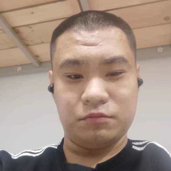 25岁岁山东单身帅哥 - 林芝吉缘网