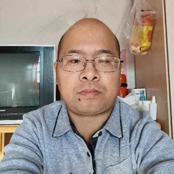 37岁岁山东单身帅哥 - 林芝吉缘网