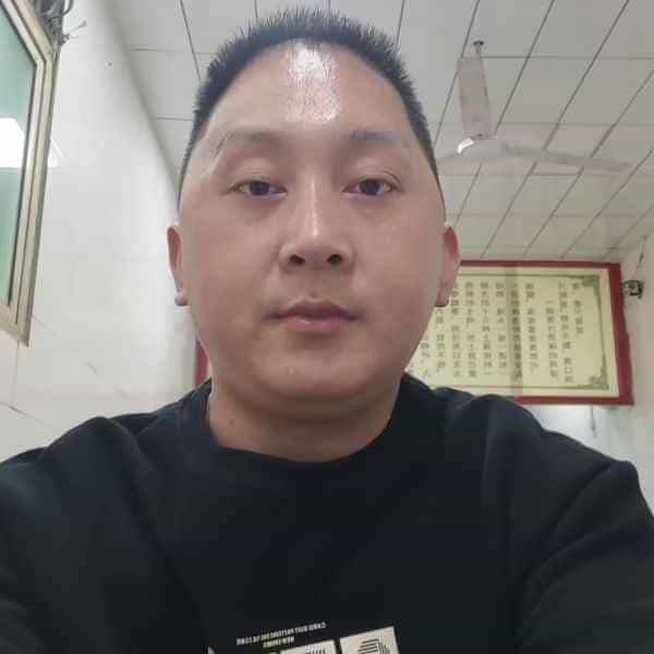 37岁岁陕西单身帅哥 - 林芝吉缘网
