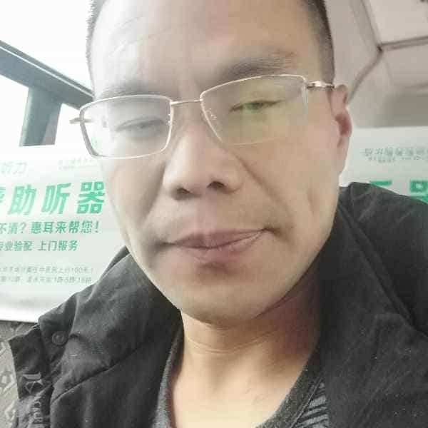 43岁岁四川单身帅哥 - 林芝吉缘网