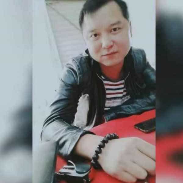 40岁岁湖南单身帅哥 - 林芝吉缘网